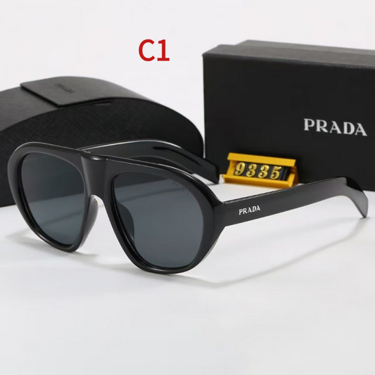 9885 Sunglasses with box
